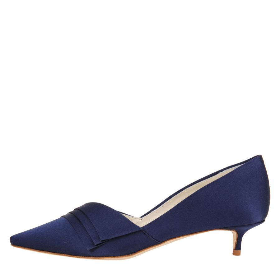 Comfortable navy heels Clearance
